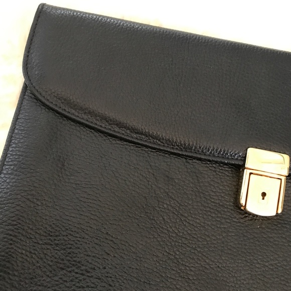 Rare Scully & Scully black 100% pebbled Leather oversized Envelope Clutch - Picture 5 of 10